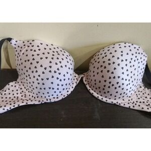 Maidenform Bra Women 34B Beige w Black Hearts Padded Wired Smooth T-Shirt Bra‎